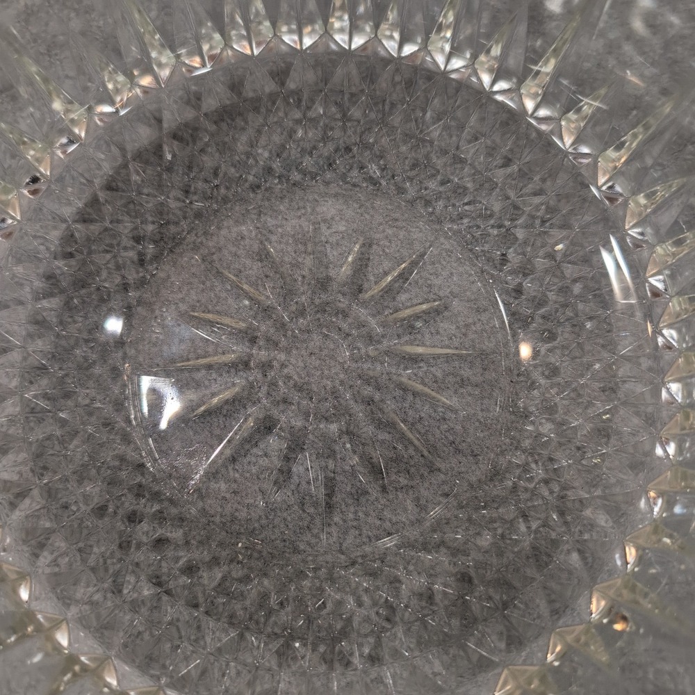 Vintage Arcoroc USA Crystal Glass Serving Bowl Starburst Faceted Design 9" x 4" - Picture 3 of 6